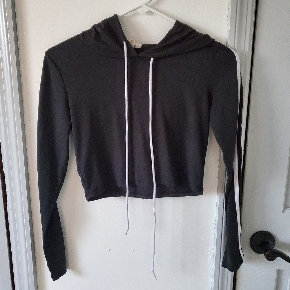 Black crop top hoodie set